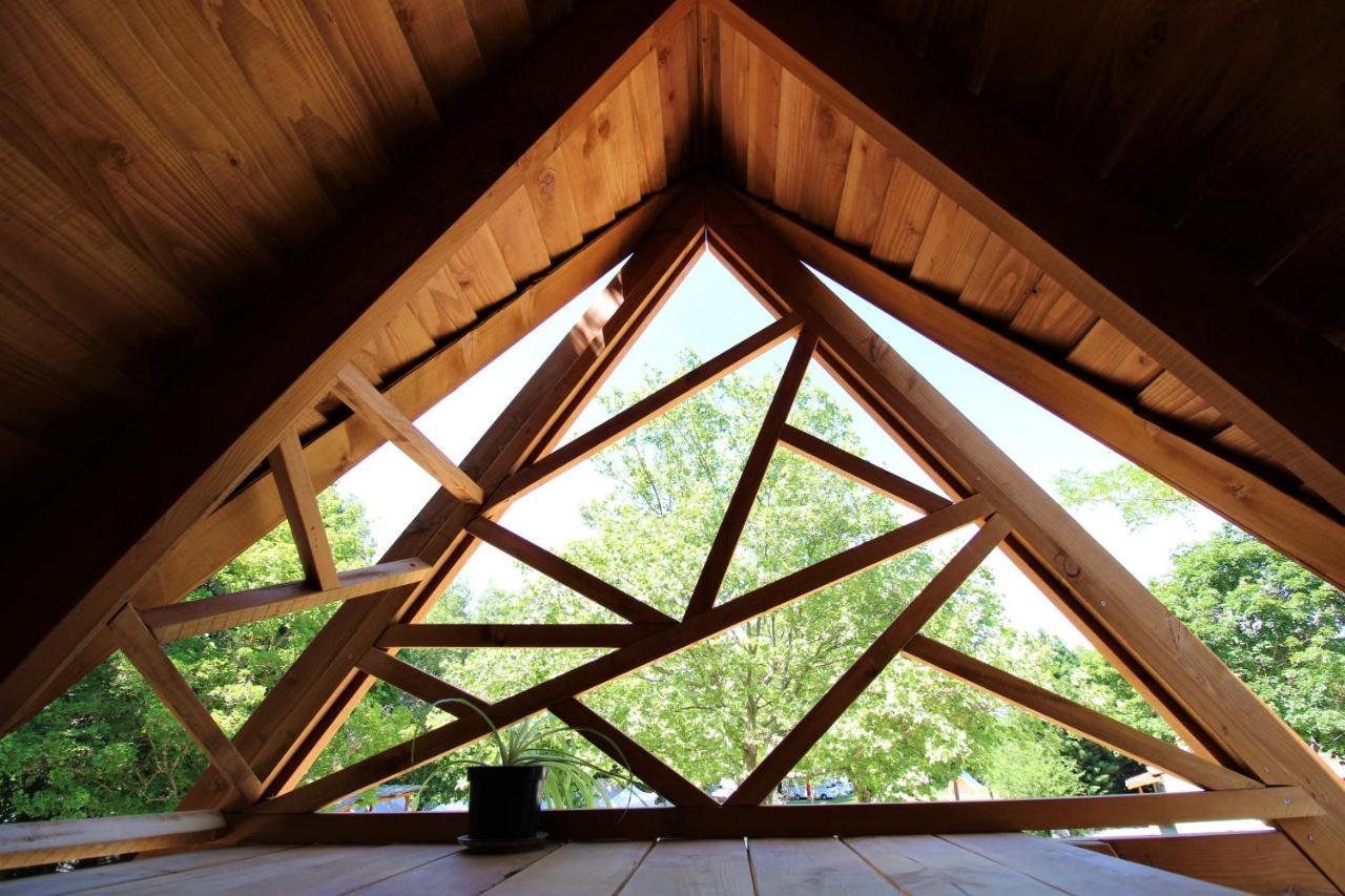 Habitat Createur - Hebergements Insolites Au Camping Municipal "Les Ecureuils" Recoubeau-Jansac Eksteriør billede