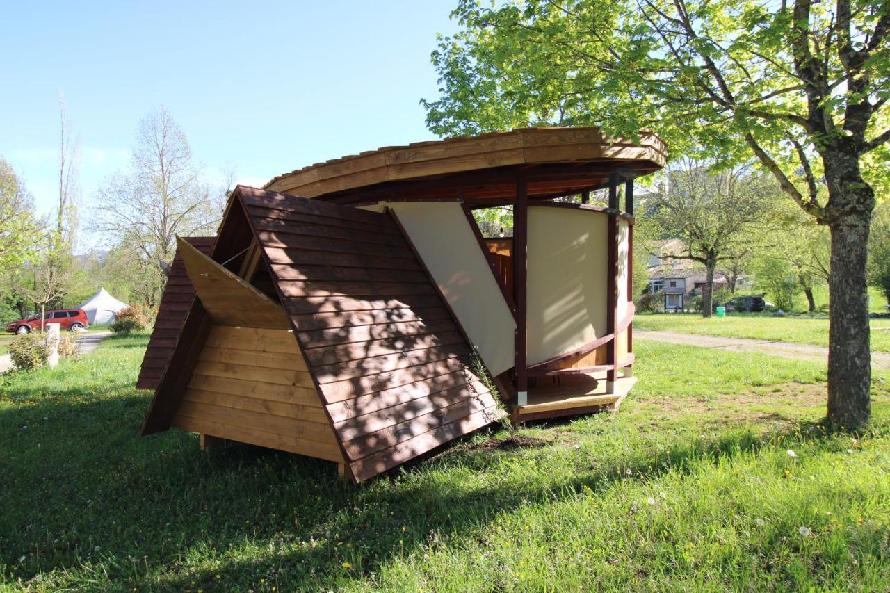 Habitat Createur - Hebergements Insolites Au Camping Municipal "Les Ecureuils" Recoubeau-Jansac Eksteriør billede